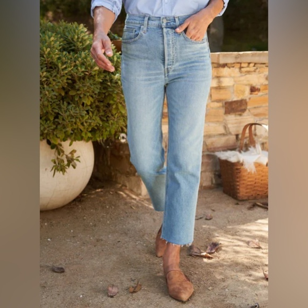 Frank & Eileen Monaghan High Rise Straight Leg Crop Mom Jeans
